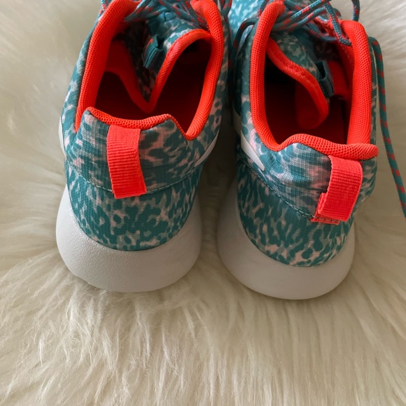 Nike Rosherun Roshe Run Print Hyper Turquoise Orange Flyknit One Womens Camo - Picture 5 of 10